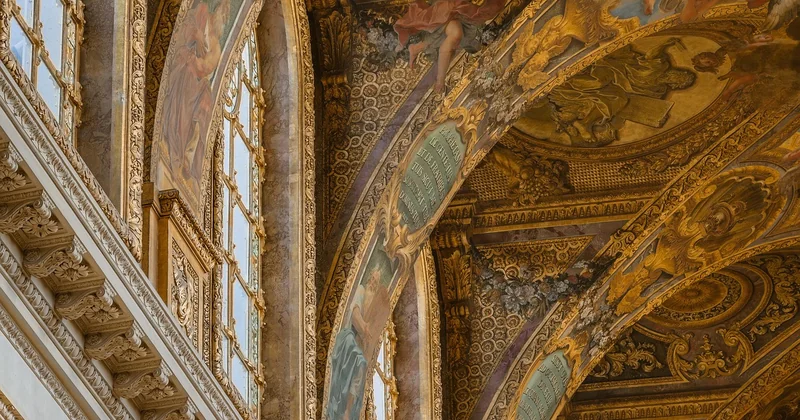 Dans quel ordre peindre : plafond avant les murs ?